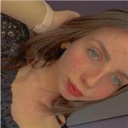 Ragazza particolarmente portata per la matematica e la fisica